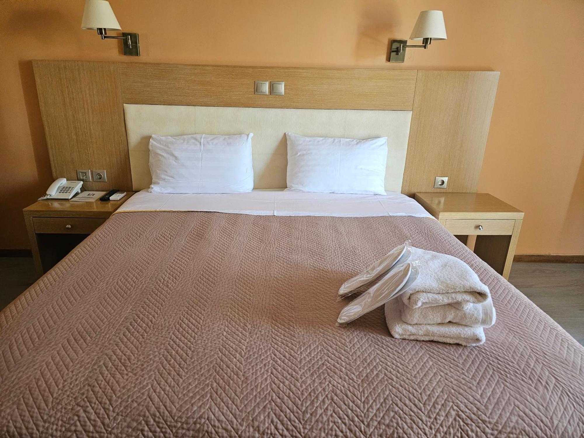 Idillion Hotel Vilia Luaran gambar
